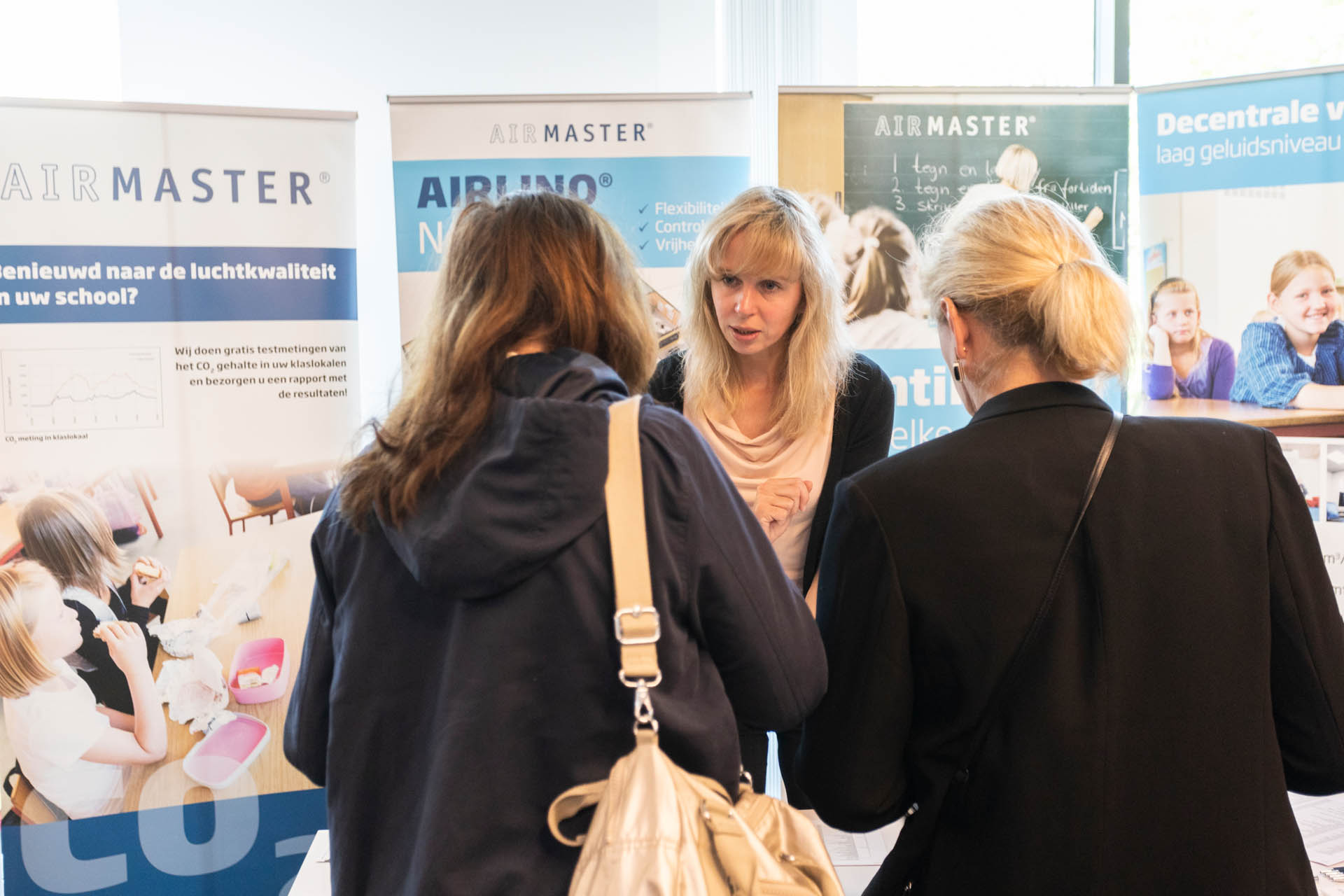 Schoolbouwformule workshop : Effecten van het pedagogisch project op binnenruimte, buitenruimte en inrichting van scholen