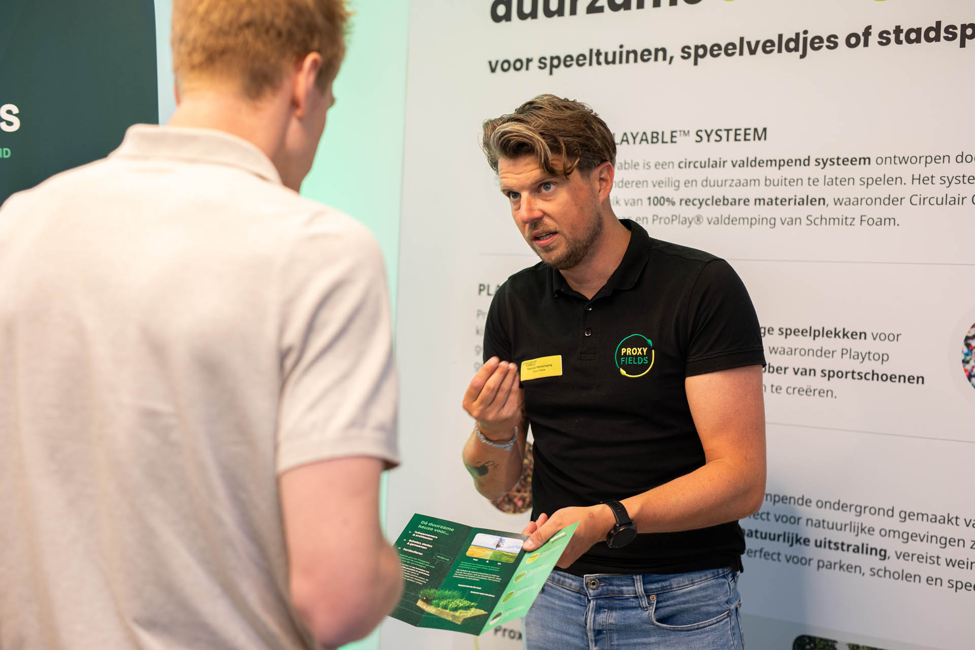 Handvatten voor circulaire schoolbouw