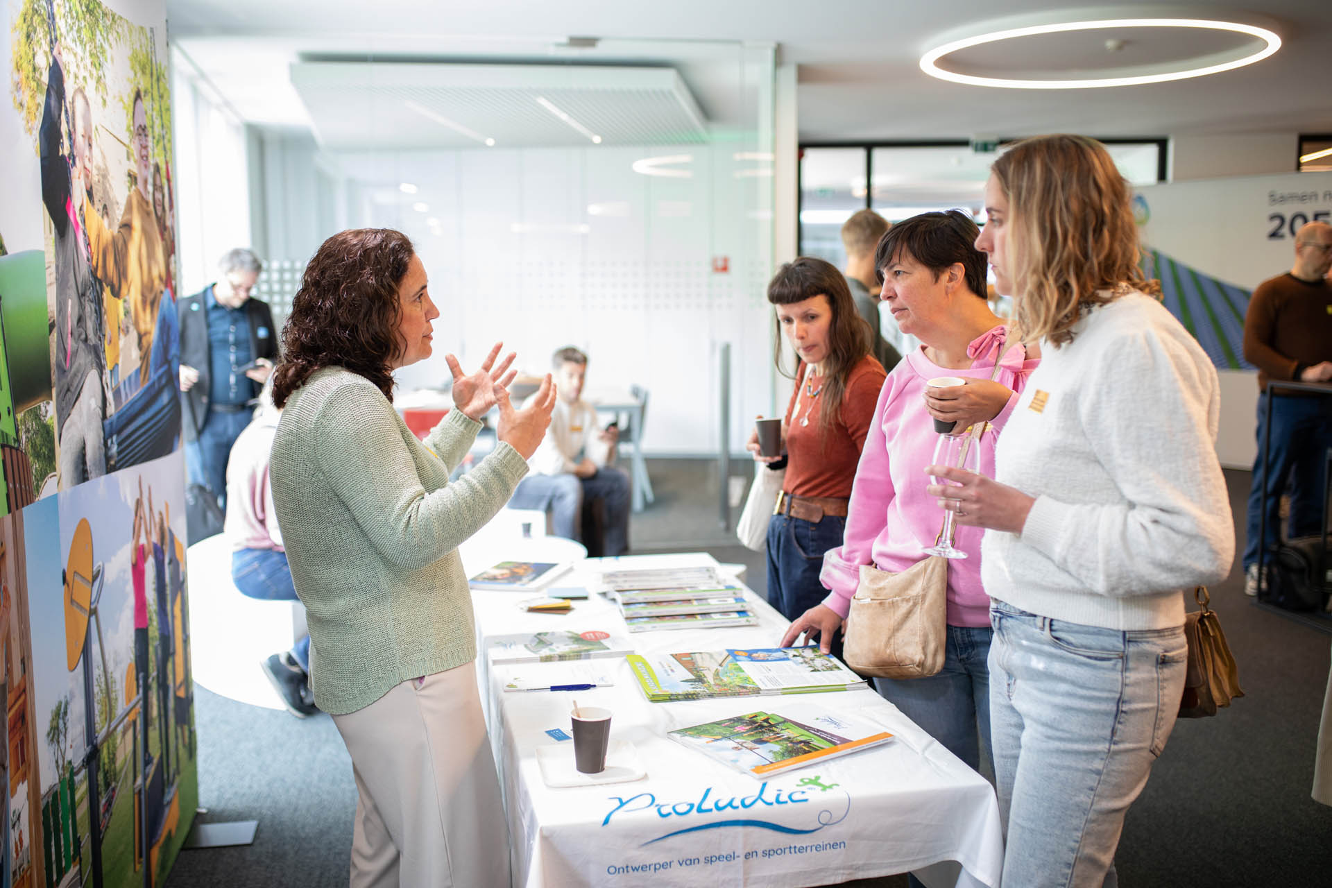 Handvatten voor circulaire schoolbouw