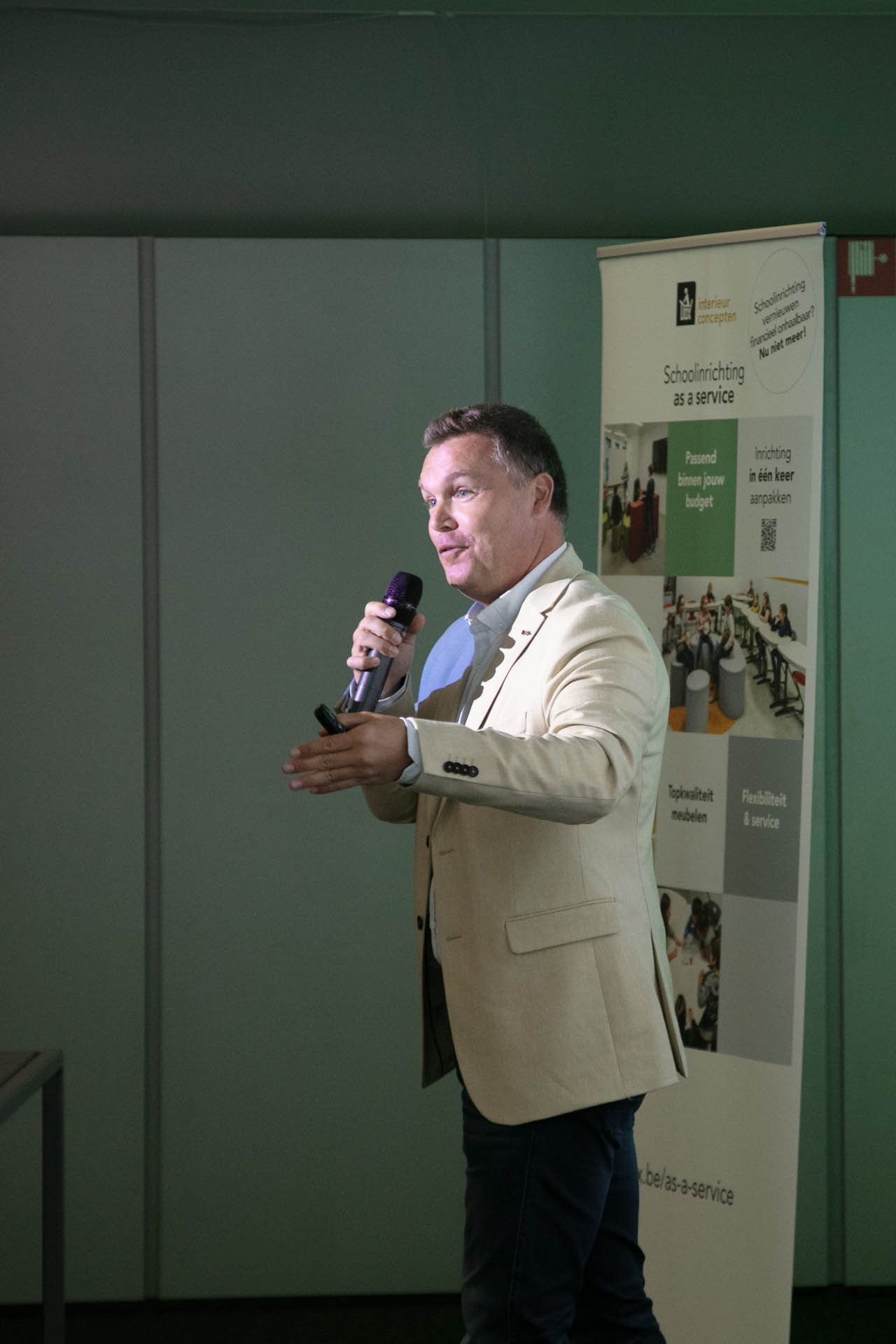 Handvatten voor circulaire schoolbouw
