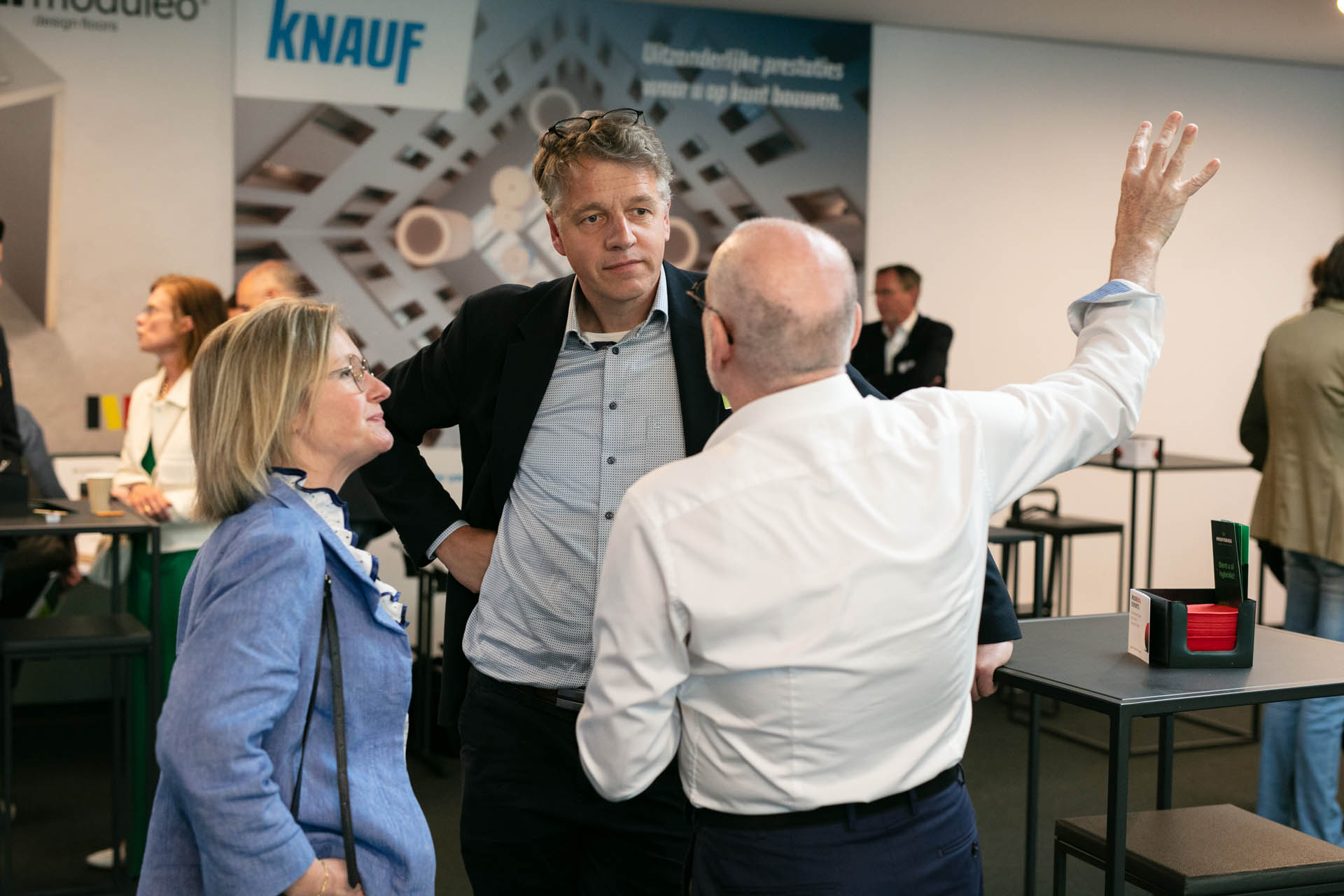 Handvatten voor circulaire schoolbouw
